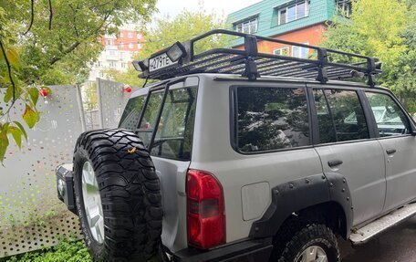 Nissan Patrol, 2005 год, 2 350 000 рублей, 9 фотография