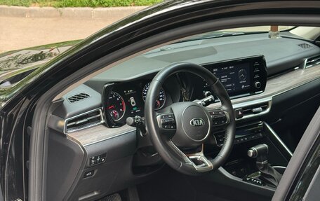 KIA K5, 2021 год, 2 300 000 рублей, 9 фотография