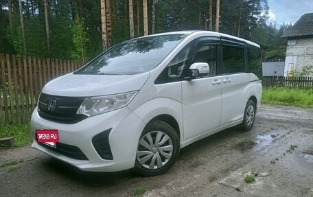 Honda Stepwgn IV, 2015 год, 1 490 000 рублей, 2 фотография