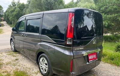 Honda Stepwgn IV, 2019 год, 1 810 000 рублей, 1 фотография