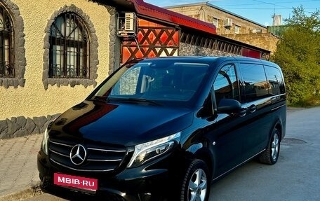 Mercedes-Benz Vito, 2020 год, 5 250 000 рублей, 1 фотография