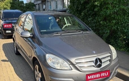 Mercedes-Benz B-Класс, 2010 год, 750 000 рублей, 1 фотография