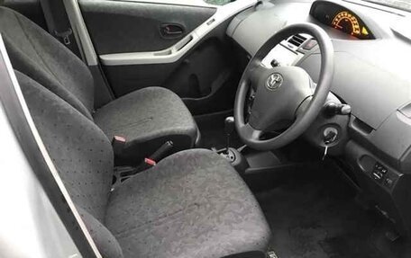 Toyota Vitz, 2009 год, 493 000 рублей, 26 фотография
