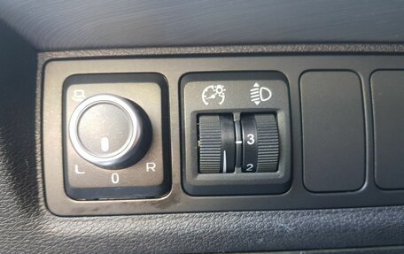 Geely Atlas I, 2018 год, 1 595 000 рублей, 15 фотография
