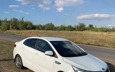 KIA Rio III рестайлинг, 2017 год, 950 000 рублей, 10 фотография