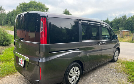 Honda Stepwgn IV, 2019 год, 1 810 000 рублей, 6 фотография