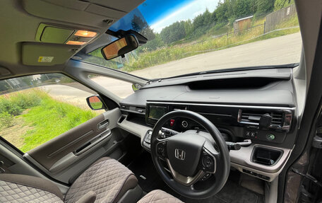 Honda Stepwgn IV, 2019 год, 1 810 000 рублей, 22 фотография
