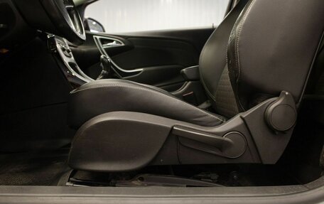 Opel Astra J, 2013 год, 790 000 рублей, 31 фотография