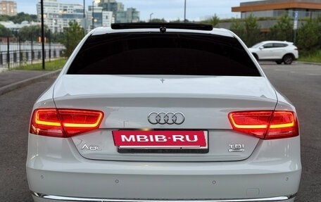Audi A8, 2012 год, 1 590 000 рублей, 9 фотография