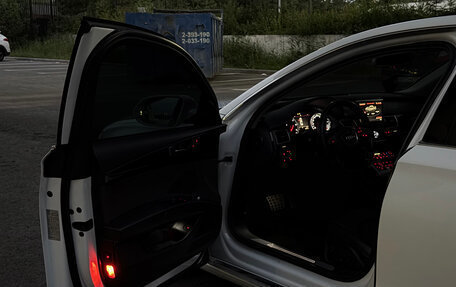 Audi A8, 2012 год, 1 590 000 рублей, 19 фотография