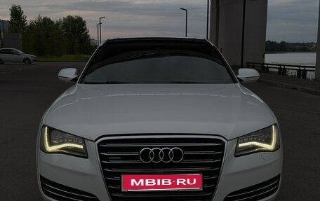 Audi A8, 2012 год, 1 590 000 рублей, 2 фотография