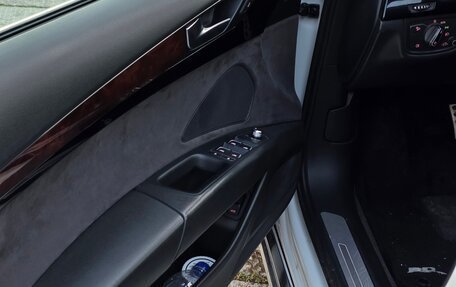 Audi A8, 2012 год, 1 590 000 рублей, 24 фотография
