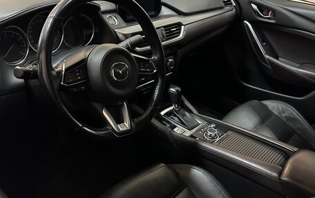 Mazda 6, 2018 год, 1 600 000 рублей, 6 фотография