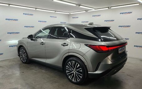 Lexus RX IV рестайлинг, 2023 год, 8 900 000 рублей, 4 фотография