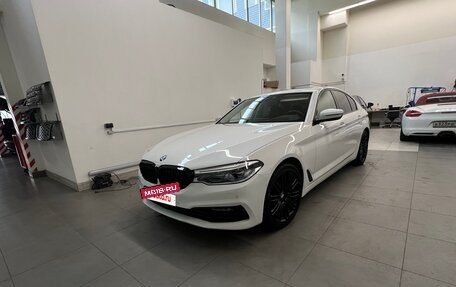 BMW 5 серия, 2019 год, 2 600 000 рублей, 2 фотография