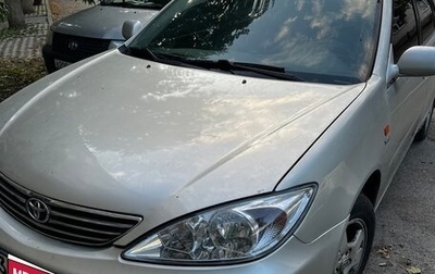 Toyota Camry V40, 2004 год, 650 000 рублей, 1 фотография