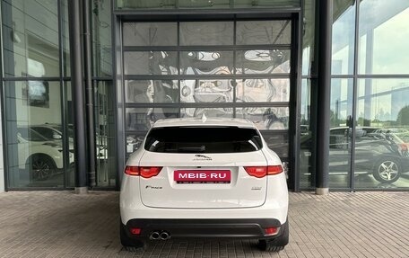 Jaguar F-Pace, 2017 год, 2 380 000 рублей, 4 фотография