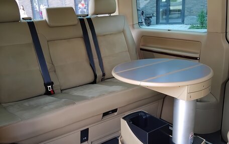 Volkswagen Multivan T5, 2009 год, 1 900 000 рублей, 24 фотография