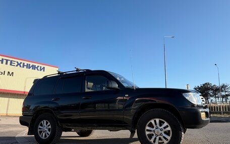 Toyota Land Cruiser 100 рестайлинг 2, 2007 год, 2 100 000 рублей, 2 фотография