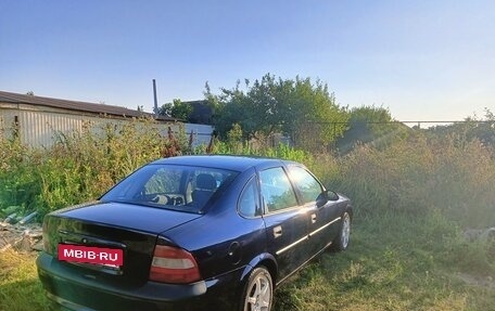Opel Vectra B рестайлинг, 1996 год, 155 000 рублей, 3 фотография