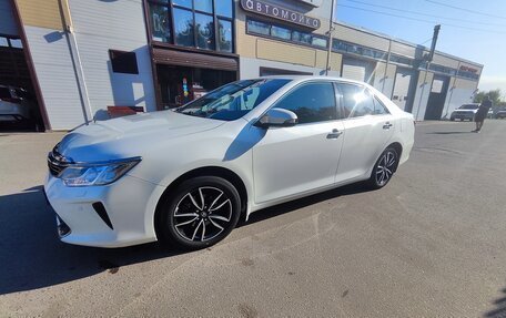 Toyota Camry, 2016 год, 2 390 000 рублей, 7 фотография