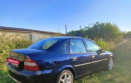 Opel Vectra B рестайлинг, 1996 год, 155 000 рублей, 2 фотография