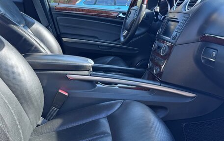 Mercedes-Benz GL-Класс, 2008 год, 2 500 000 рублей, 16 фотография