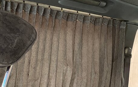 Nissan Elgrand I, 2001 год, 549 000 рублей, 12 фотография