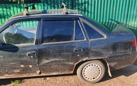 Daewoo Nexia I рестайлинг, 2010 год, 100 000 рублей, 3 фотография