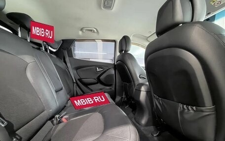 Hyundai ix35 I рестайлинг, 2014 год, 999 000 рублей, 12 фотография