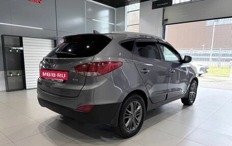 Hyundai ix35 I рестайлинг, 2014 год, 999 000 рублей, 4 фотография