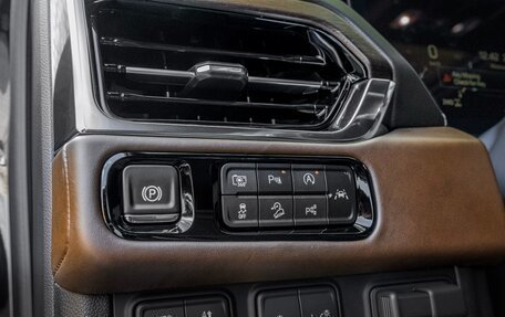 GMC Yukon IV, 2025 год, 15 950 000 рублей, 20 фотография