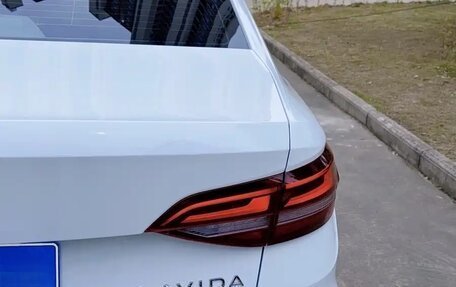 Volkswagen Lavida, 2023 год, 1 337 007 рублей, 8 фотография