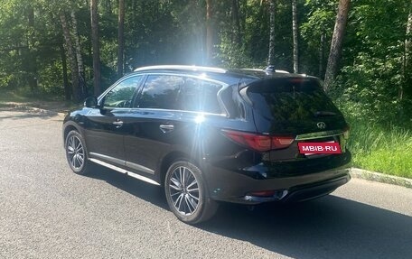Infiniti QX60 I рестайлинг, 2017 год, 2 500 000 рублей, 5 фотография