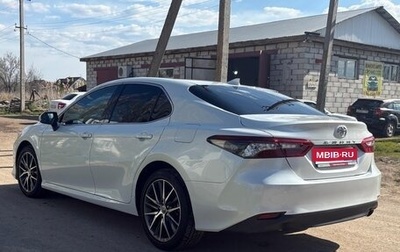 Toyota Camry, 2023 год, 4 500 000 рублей, 1 фотография