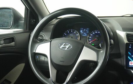 Hyundai Solaris II рестайлинг, 2016 год, 935 000 рублей, 16 фотография