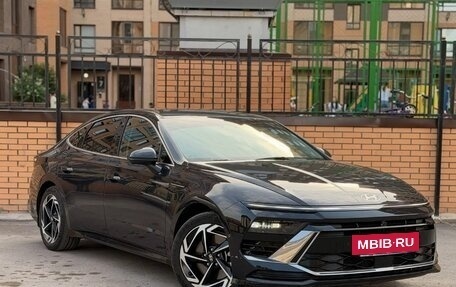 Hyundai Sonata VIII, 2023 год, 2 650 000 рублей, 4 фотография