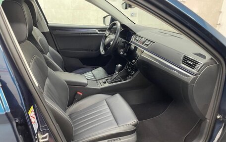 Skoda Superb III рестайлинг, 2023 год, 2 360 000 рублей, 7 фотография