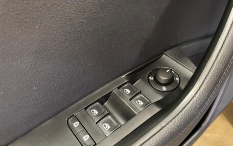 Skoda Superb III рестайлинг, 2023 год, 2 360 000 рублей, 15 фотография