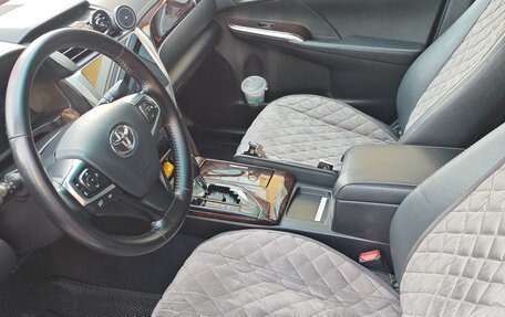 Toyota Camry, 2015 год, 2 250 000 рублей, 10 фотография
