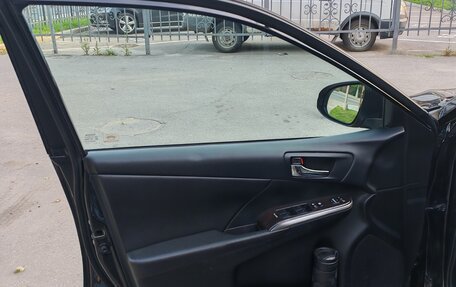Toyota Camry, 2015 год, 2 250 000 рублей, 17 фотография