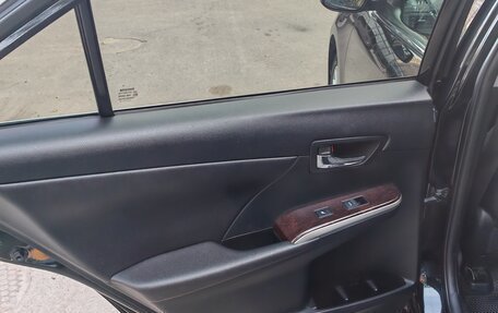 Toyota Camry, 2015 год, 2 250 000 рублей, 19 фотография