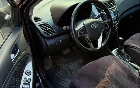 Hyundai Solaris II рестайлинг, 2014 год, 890 000 рублей, 7 фотография