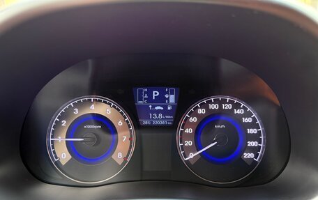 Hyundai Solaris II рестайлинг, 2014 год, 890 000 рублей, 16 фотография
