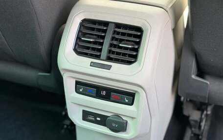 Volkswagen Tiguan II, 2019 год, 3 100 000 рублей, 12 фотография