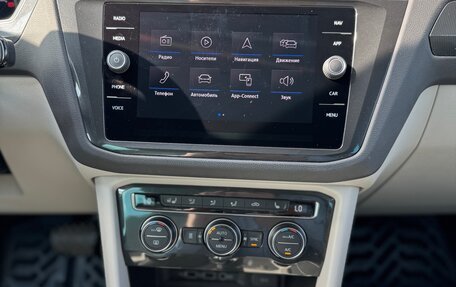 Volkswagen Tiguan II, 2019 год, 3 100 000 рублей, 15 фотография
