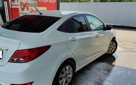 Hyundai Solaris II рестайлинг, 2016 год, 970 000 рублей, 5 фотография