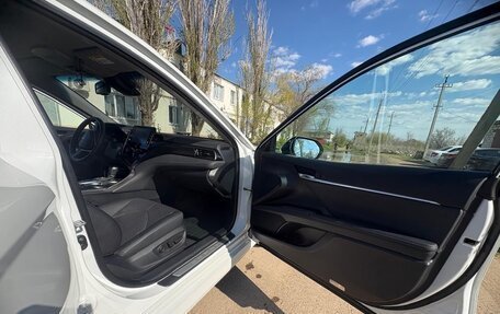 Toyota Camry, 2023 год, 4 500 000 рублей, 5 фотография