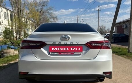 Toyota Camry, 2023 год, 4 500 000 рублей, 8 фотография