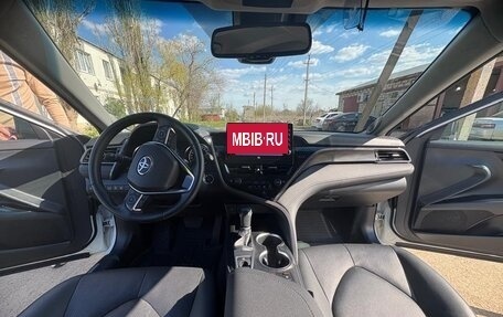 Toyota Camry, 2023 год, 4 500 000 рублей, 14 фотография